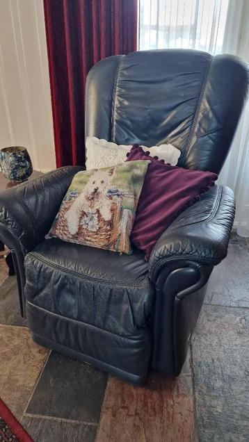 Gratis ophalen, lederen fauteuil, elektrisch bedienbaar