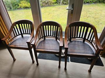 3 koloniale stoelen