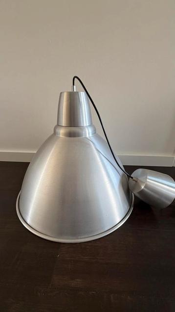Gratis af te halen: Grote aluminium hanglamp, Ø 50cm