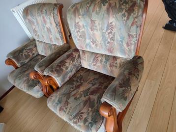 Gratis afhalen: 2 zits kersenhout senioren bank +2 fauteuils