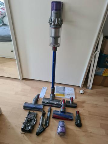 DYSON V11 ABSOLUTE EXTRA  COMPLEET ALLES.