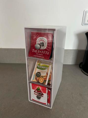 Handige theezakjeshouder met 3 lades