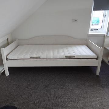 Eenpersoonsbed, 90x200 cm, whitewash, incl. lattenbodem