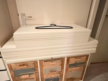 Gratis IKEA Pax / Komplement kastplanken (wit, ondiep)