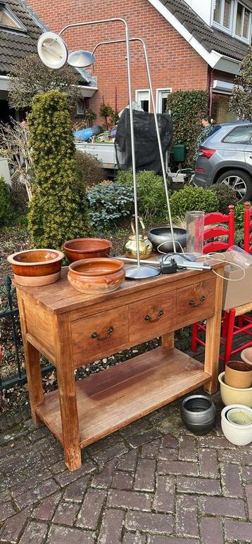 Gratis huisraad en meubels - Ophalen aan de weg