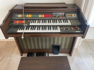 Solina D117 Arpeggio Matic Orgel met Kruk