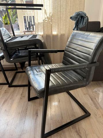 Eetkamerstoelen - Grijs met zwart metalen frame