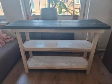 Stevig houten kastje, beige/zwart, gratis af te halen!