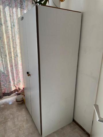 Gratis klerenkast ophalen