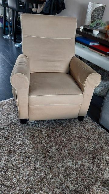 Stoel met ligfunctie