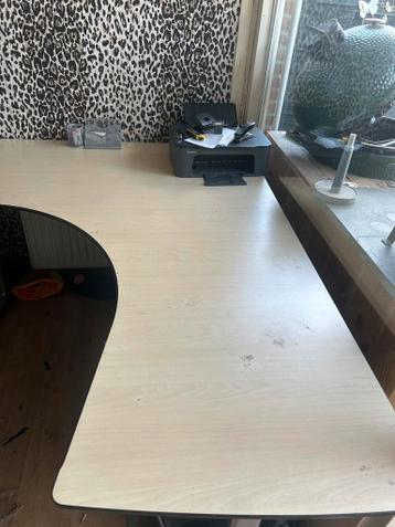 Ruim hoekbureau 180x137 cm - Ideaal voor thuiskantoor