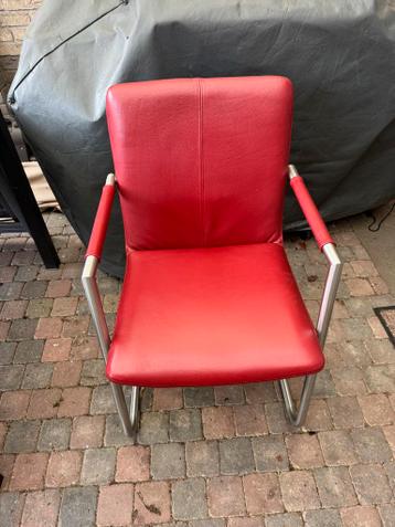 4 rode leren eetkamerstoelen met slede onderstel