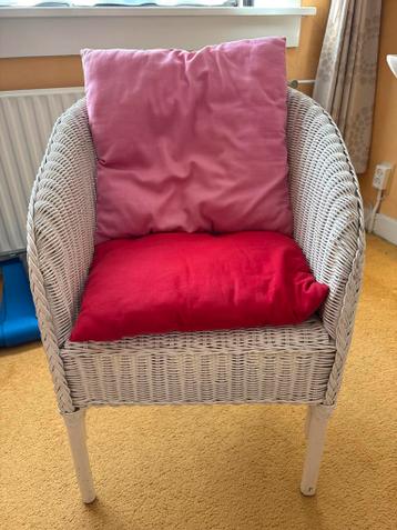 Rotanstoel inclusief kussens- gratis op te halen