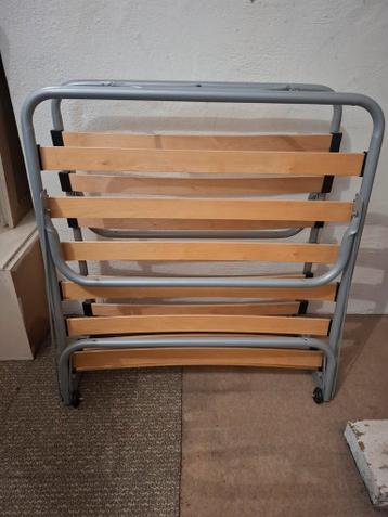 Opklapbed 1-persoons met lattenbodem - Zeer goede staat