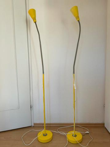 Staande schemerlamp.