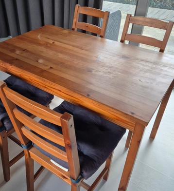 eetkamertafel incl 4 stoelen