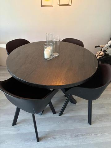 Ronde eettafel met 4 stoelen - Gratis afhalen