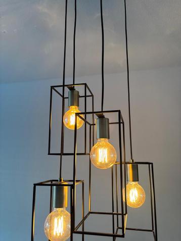 Moderne hanglamp met 4 lichtpunten - Zwart metaal
