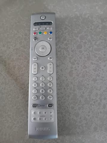 Philips LCD TV met Ambilight - 37 inch