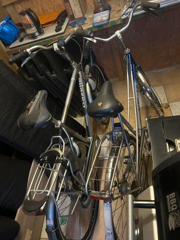 Two bikes Gazelle available for free. They need repair