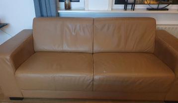 Gratis af te halen!: Lichtbruine leren bank (Groningen)