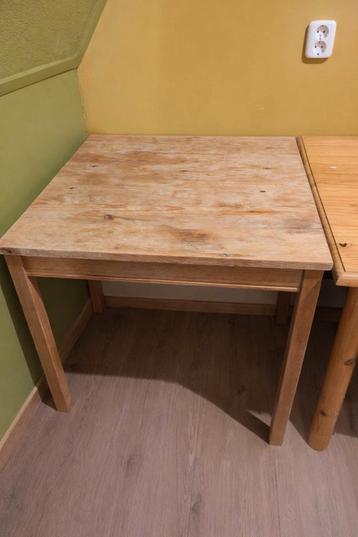 Gratis houten tafel - 74 x 74 x 74 cm