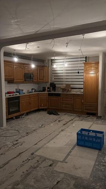 Gratis keuken met inbouwapparatuur
