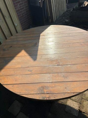 GRATIS Kloostertafel : 148 cm diameter en 74 cm hoogte