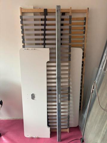 IKEA Twijfelaar bedframe met lattenbodem