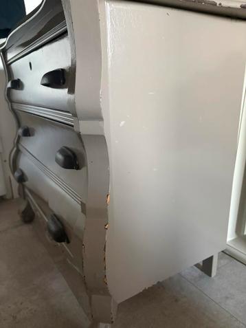 Tafeltje met opknapbeurt nodig ophalen in zaandam