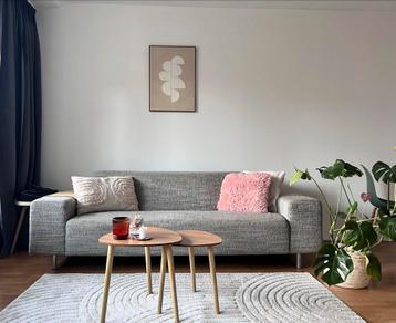 Grijze bank in goede staat - GRATIS- Rotterdam