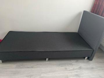 Gratis eenpersoonsbed 90x200 (zonder matras)