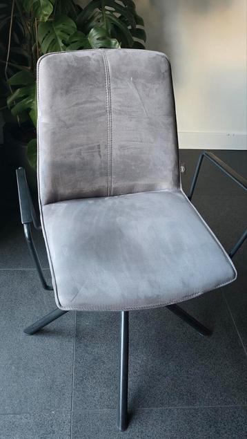 3 Henders & Hazel eetkamerstoelen