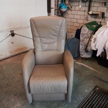 HUKLA staop-stoel met vlek