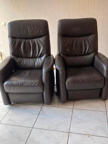 Gratis: 2 comfortabele elektrische relaxstoelen