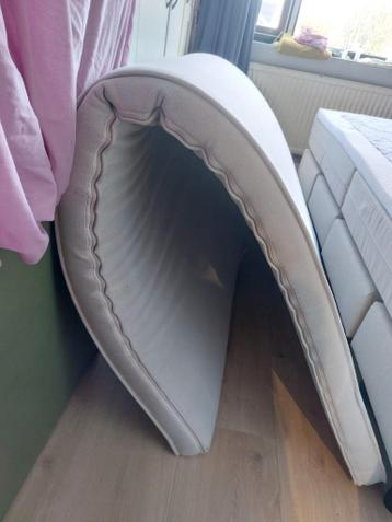 Groot matras 220x240 cm, gratis af te hal