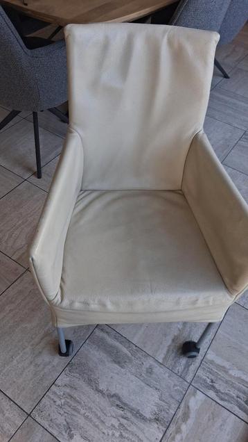 6 Leren eetkamerstoelen op wielen - Gratis af t