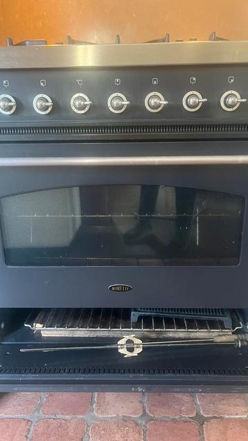 Boretti gasoven incl afzuigkap, keuken en inbouw ijskast
