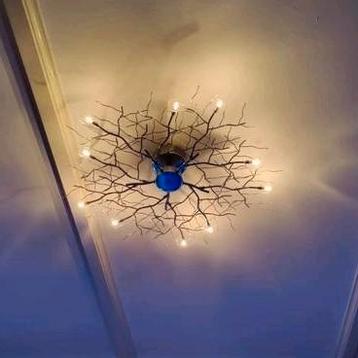 GRATIS Plafondlamp met een modern 'takken' , 35-105 watt