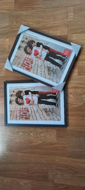 2 fotolijsten  A4/ 21x29,7