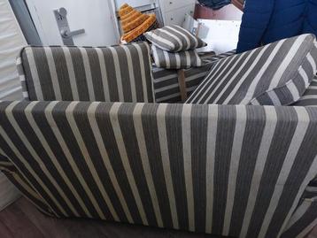 Gratis  tweezitbank bank net sierkussen wel zelf ophalen