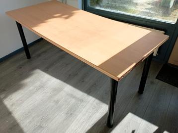 Bureautafel gratis op te halen
