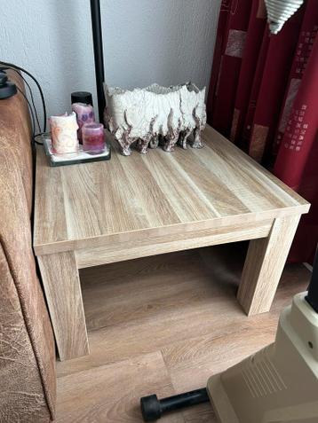 Bijzettafel, gratis ophalen.