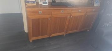 Gratis ophalen: Mooi dressoir met lades en deuren