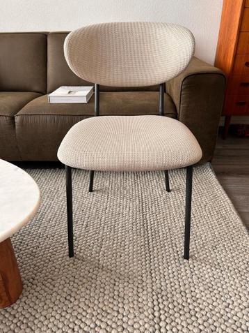 4 gloednieuwe Westwing eetkamerstoelen, Japandi stijl