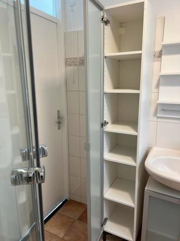 Badkamermeubel set: wastafel, onderkast en hoge kast