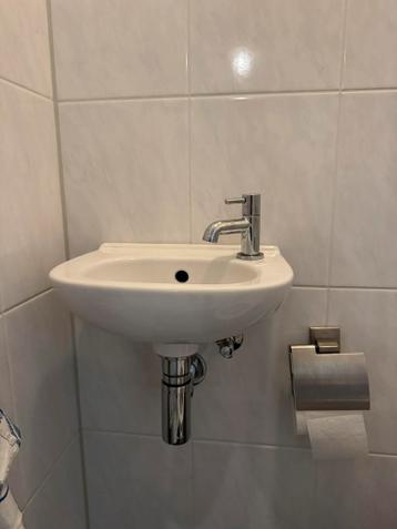 Fontein voor in het toilet