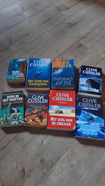 Clive Cussler Boeken Collectie - 8 Spanningvolle Romans