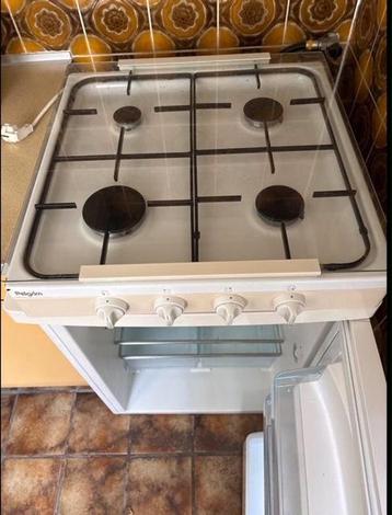 Nette 4-pits gaskookplaat - Ideaal voor kleine keuken