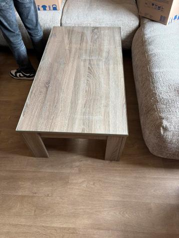 Gratis af te halen salontafel + glasplaat